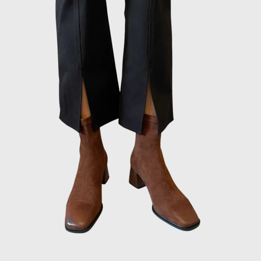 Victoria | Stivaletti Eleganti in Pelle Scamosciata con Tacco Stabile
